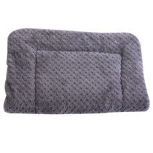 Pluche huisdierbed voor knusse dutjes, polyester vulling zorgt voor duurzaamheid en comfort, zeer veerkrachtig schuim biedt extra ondersteuning,