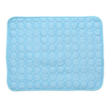 Tapis rafraîchissant pour animaux de compagnie, tapis rafraîchissant en soie glacée pour chien avec technologie de dissipation de la chaleur pour