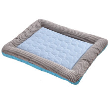Verfrissingsstation voor huisdieren, slaapmat van ijszijde voor de zomer biedt ademend comfort, antislip onderkant zorgt voor veiligheid van uw
