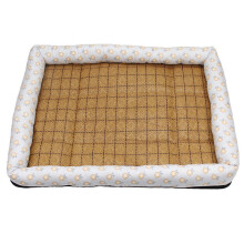 Lit d'été rafraîchissant : Tapis rafraîchissant léger et portable pour chiens et chats. Son tissu auto-rafraîchissant favorise la circulation