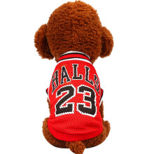 Zomerse basketbalshirts voor honden, ademend mesh-materiaal beschermt huisdieren tegen UV-straling, energieke shirts voor leuke buitenmomenten,