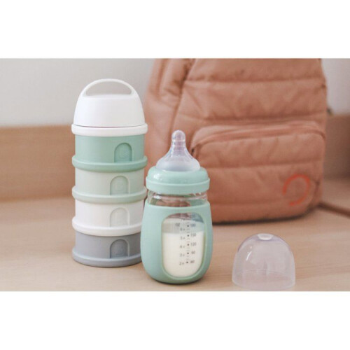 BEABA Glasflasche + Silikonhülle 2 in 1 Salbeigrün 1