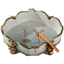 Resin Ashtray with Deer Head Ornament, Modern Decorative Cigarette Ashtray for Indoor and Outdoor Use