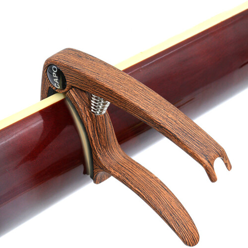 Gitarrcapo i Zinklegering för Akustiska Gitarrer Dark wood color 2