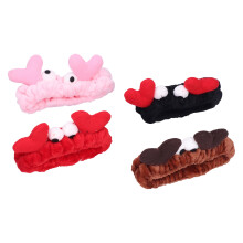 Kreatives Haarband für die Gesichtsreinigung, niedliches Krabben-Haarband mit Plüschschleife, elastisches Haarband für Spa, Make-up, Dusche und