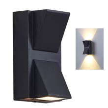 Applique da esterno a doppia testa con illuminazione verso l'alto e verso il basso, resistente alle intemperie, ideale per portici, porte di garage,