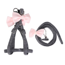 Conjunto de coleira e guia para cães, colete peitoral brilhante com strass, design ajustável e material macio, resistente ao desgaste e com laço