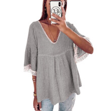 Blusa túnica feminina plus size, decote em V, manga curta, fluida, com detalhes em renda, respirável e sem amassados, ideal para o verão e para
