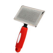 Escova profissional para cães, adequada para todos os tipos de pelagem. Possui cerdas rígidas e curvadas, ideal para a higiene de cães, gatos e