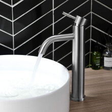 Grifo moderno de cuerpo alto con acabado resistente a la corrosión, flujo de agua suave y silencioso, acero inoxidable con acabado en níquel