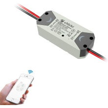 Automazione domestica intelligente: relè wireless, interruttore con controllo vocale, timer e opzioni di programmazione, supporto condiviso tra
