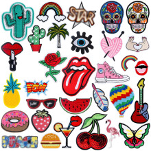 Gestalte deine Welt selbst: Aufnäher in verschiedenen Stilen für DIY-Accessoires, Vintage-Aufnäher zum Aufbügeln, Punk-Band-Stil für Kleidung,