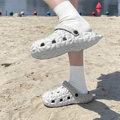 Μοντέρνο Unisex Clog με ελαφριά εξωτερική σόλα και αξιόπιστη λαβή, άνετο πέλμα με 2