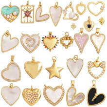 Pingente RSAMD Classics Love Heart Star Zircônia Focal Pearl para Colar - M41B1395K2