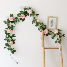 Ghirlandă de trandafiri artificiali Quinlirra, 1,8 m - Viță de vie florală artificială pentru nuntă, casă, petrecere, decor de masă -