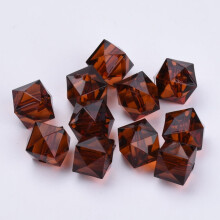 500 g transparente Acrylperlen, facettierter Würfel, Kokosnussbraun, 8 x 8 x 7,5 mm, Loch: 1,4 mm, 1730 Stück/500 g