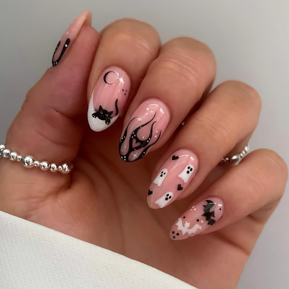 Short Almond Press On Nails Halloween Ghost Style False Nails Complete Manicure Kit