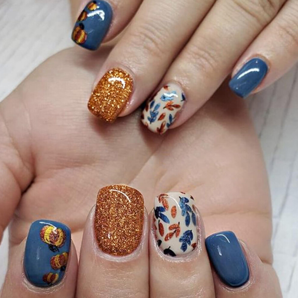 Thanksgiving Press On Nails Short Square Fake Nails with Autumn Maple Leaf Design 24PCS