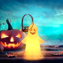 FloHua Halloween-Dekorationen im Abverkauf: Geisterförmige LED-Handlichter (flammenlos) für Halloween, Heimpartys und mehr