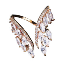 Anello da donna con apertura a farfalla, scintillante e luminoso, ideale per fidanzamento.