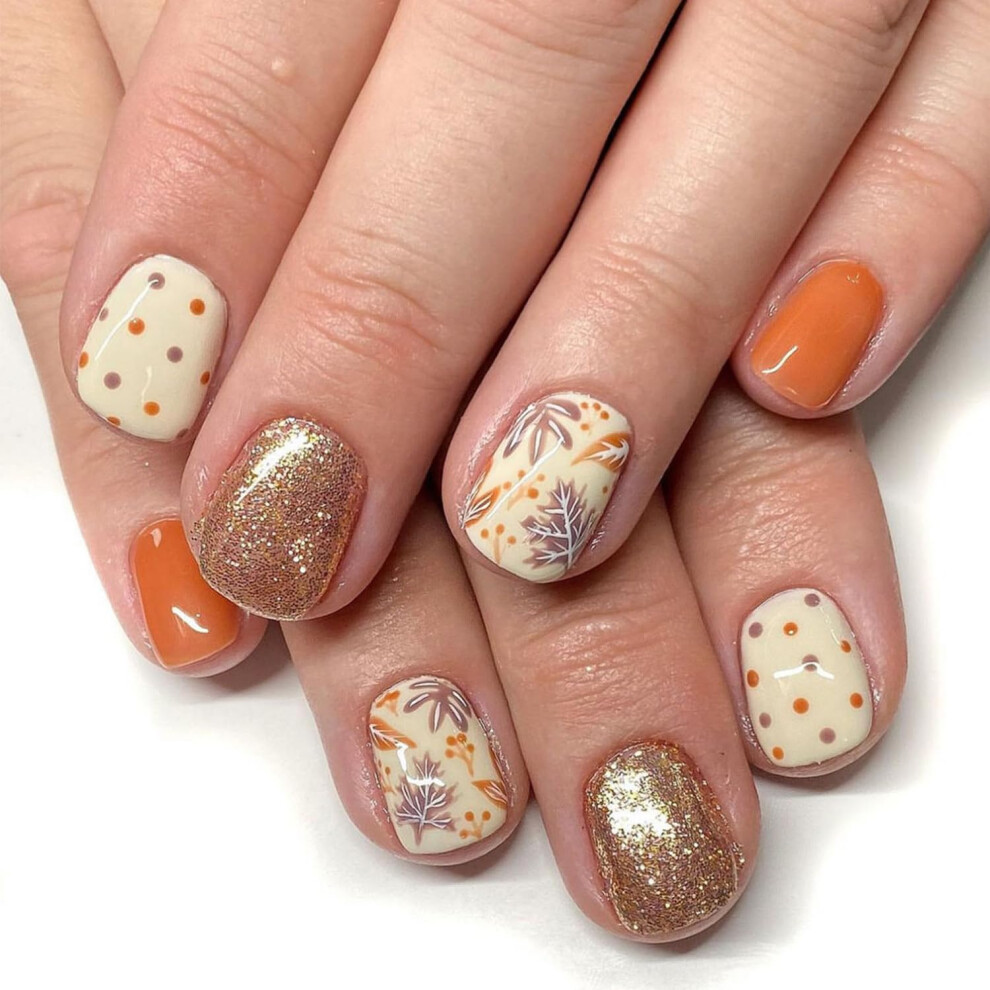 Thanksgiving Maple Leaf Press On Nails Set  Short Square Fall Fake Nails with Glitter, 24Pcs
