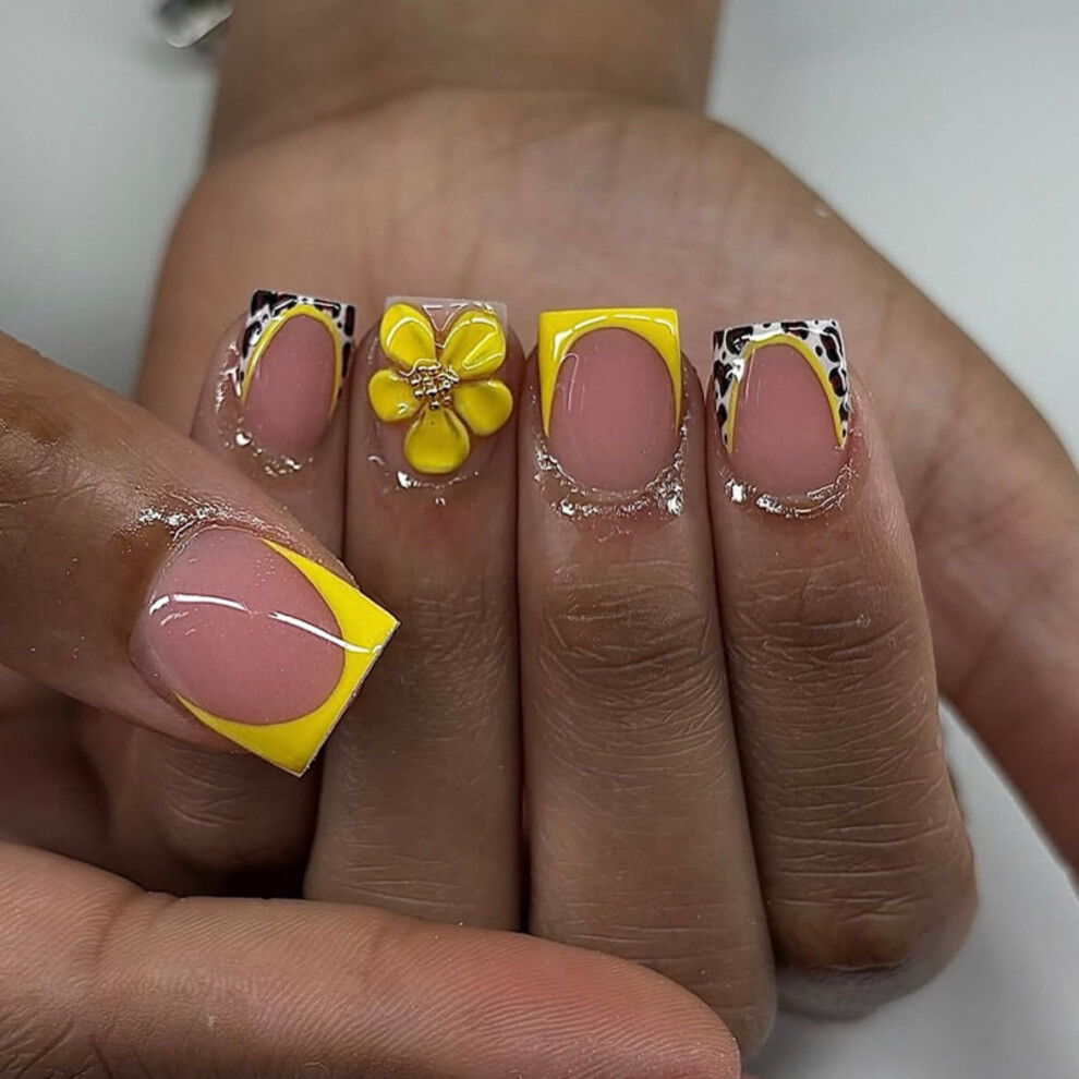 Square Glossy French Press On Nails Short Fake Nails with Floral and Leopard Design 24pcs