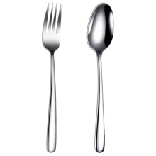 Roestvrijstalen vork en lepel, metalen bestek, servies voor in de keuken, westers servies, biefstuk.