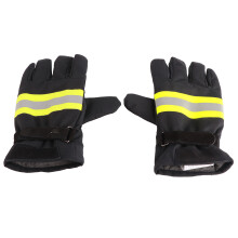 Brandskyddande handskar för brandbekämpningsutrustning, isolerade handskar med flexibel design och slitstarkt material, högtemperaturbeständig