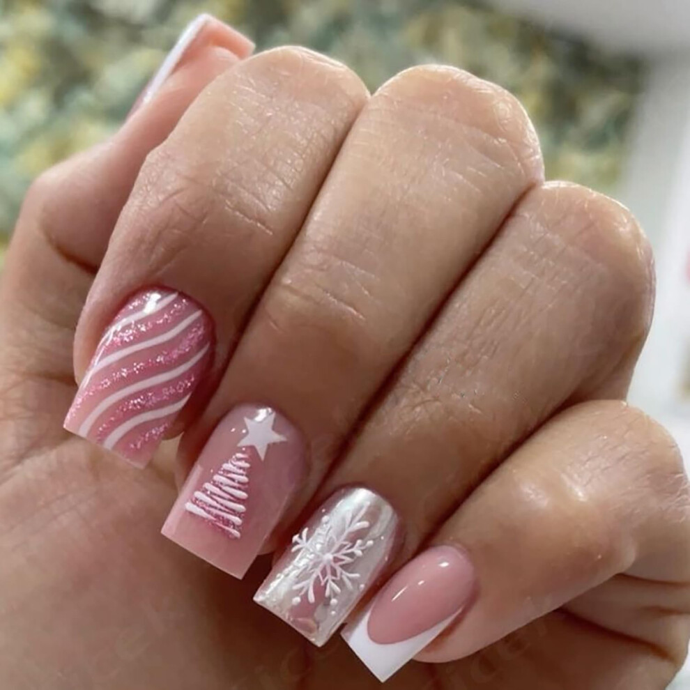 24 Pcs Christmas Press On Nails Medium Square Nude Pink with Festive Tree Design, Reusable Acrylic Fake Nails for Women