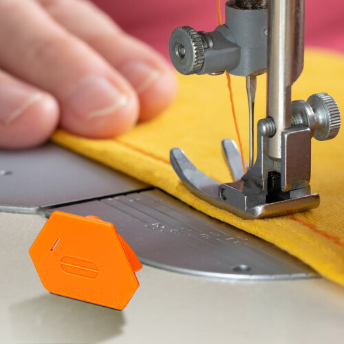 Polygon Magnetic Sewing Machine Positioning Tool - Multi-purpose aid for precise stitching, curves & corners. Strong adhesion, adjustable, compatible 1