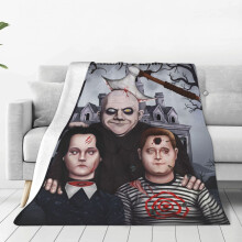 Addams Family Fleece-Kuscheldecke, ultraweich und kuschelig, leichte und warme Decke für Zuhause, Couch, Sofa und Bett – Tolles Geschenk
