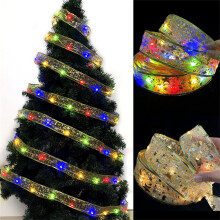 Weihnachtsbeleuchtung 2024, LED-Weihnachtsbeleuchtung, ein zweisträngiger Weihnachtsbaum, geschmückt mit einer Anhängerkette aus Glühbändern