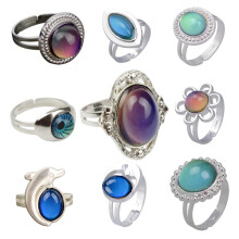 Stemmingsringen in verstelbare maat, originele ovale ring die van kleur verandert.