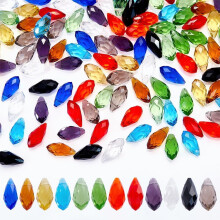 100 Stück facettierte, tropfenförmige Glasperlen, 10 Farben, transparente Kristallglasperlen in Tropfenform, oben gebohrte Tropfen-Abstandshalter