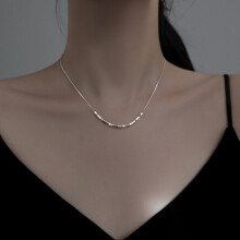 Colliers et boucles d'oreilles unisexes en acier inoxydable, bijoux résistants à la décoloration. Idéal comme cadeau d'anniversaire.