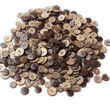 50 stuks ronde, natuurlijke houten naainaalden met 4 gaten, bruin, kokosnootschaal A3, verkoop L6P8M2L3