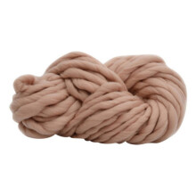 Giant Wool Yarn Chunky Arm Knitting Super Soft Wool Yarn Bulky Wool Roving