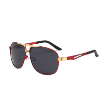 Polarisierte Sonnenbrille für Herren, UV400-Schutz, Vintage-Brille mit leichtem Design und Blendschutz, modischer Stil für Outdoor-Aktivitäten