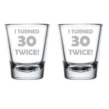 Juego de 2 vasos de chupito de 50 ml (1.75 oz) Vaso de chupito "Cumplí 30 dos veces" Cumpleaños número 60 Divertido