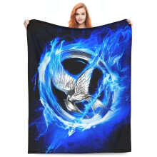 De Hunger Games plaid, ultrazachte en knusse flanellen fleece deken voor bank, bed of fauteuil - past bij de inrichting van je woonkamer.