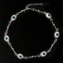 Collana punk con occhio blu acceso - Dettagli a spina di ferro - Catena regolabile - Accessorio per Halloween/feste