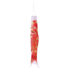 Bandeira de vento para pendurar em formato de carpa japonesa, ideal para decoração de bares de sushi.