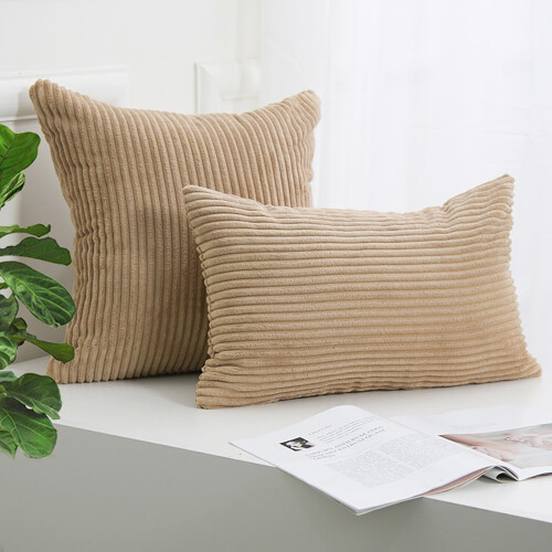 22" x 22" moderne, eigentijdse, overgangsstijl, grijs gestreepte polyester sierkussen (2 stuks) 1