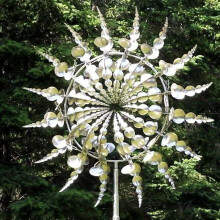 Metallwindmühle für den Garten, silberne kinetische Skulptur mit Erdspieß, Garten-Windmühle zur Dekoration im Freien (1 Stück)