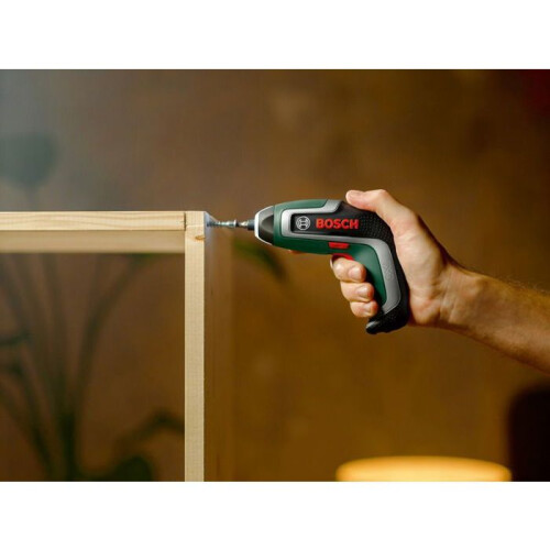 Bosch Conjunto BOSCH IXO 7, 0.603.9E0.021 2