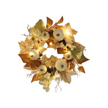 Couronne d'Halloween avec feuille d'érable, baies et citrouille blanche - Décoration de porte d'entrée de style ferme, pendentif pour les fêtes