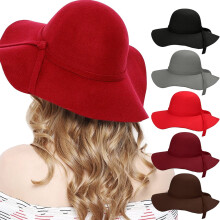 Damesfedora met brede rand, retro model, van vilt.