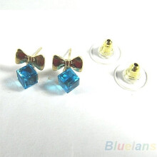 Kvinner Shimmers Chic Bowknot Skinnende Kube Rhinestone Øredobber Søte Dingle Øredobber