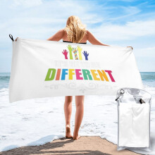 Det er ok at være anderledes autisme giraf strandhåndklæde mikrofiber badehåndklæder blødt strandtæppe til parade svømning yoga kvinder mænd