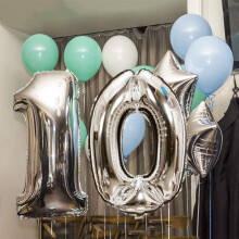10 vuoden hääpäiväkoristeet, juhlailmapallot, 10 vuotta vanhoja numeroita sisältävät ilmapallot 10-vuotissyntymäpäiviin, hopeiset